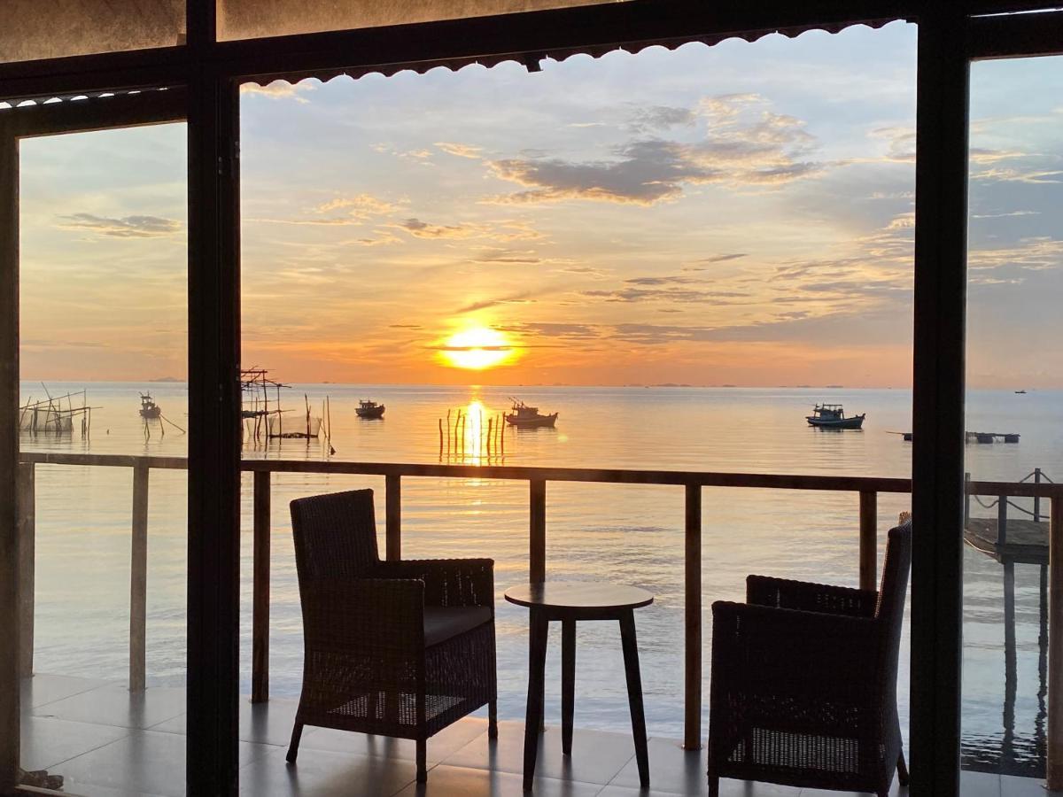 The Pier Phu Quoc Resort Extérieur photo